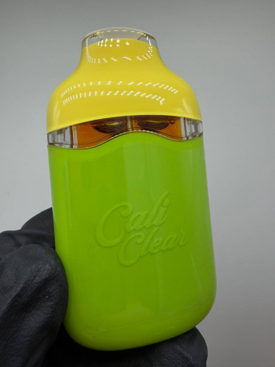 cali clear dual chamber 2g disposable vape.